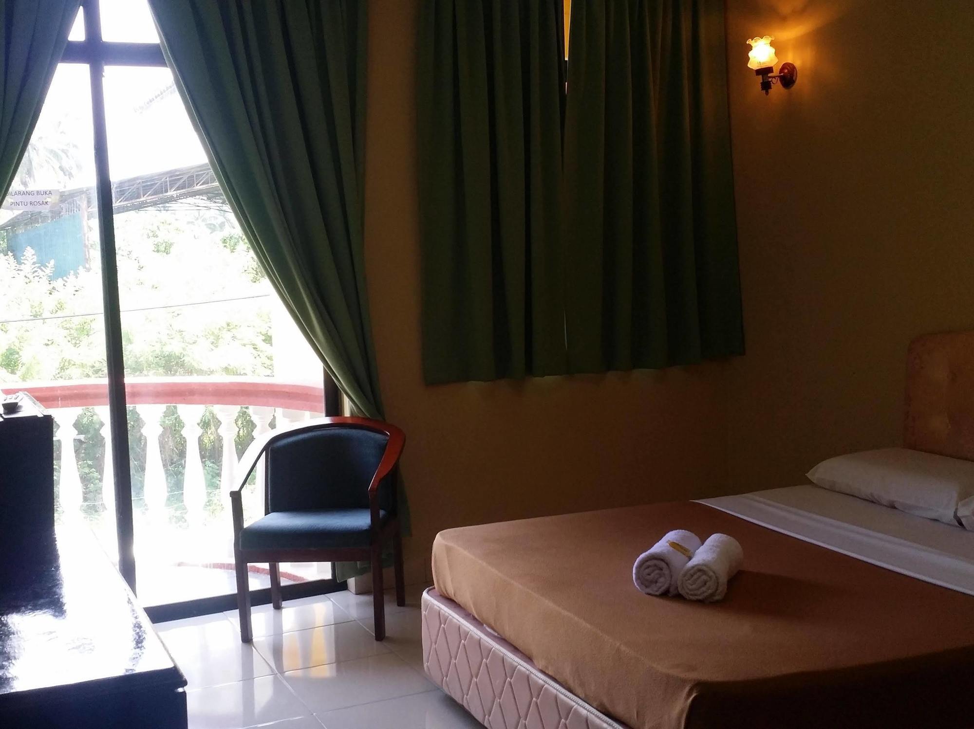 Hôtel Hji Residensi à Kuah Extérieur photo